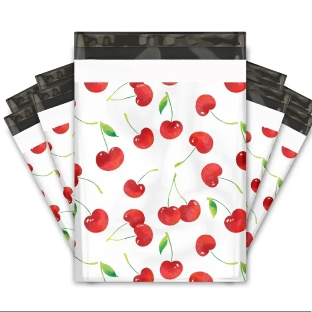Poly mailers mix